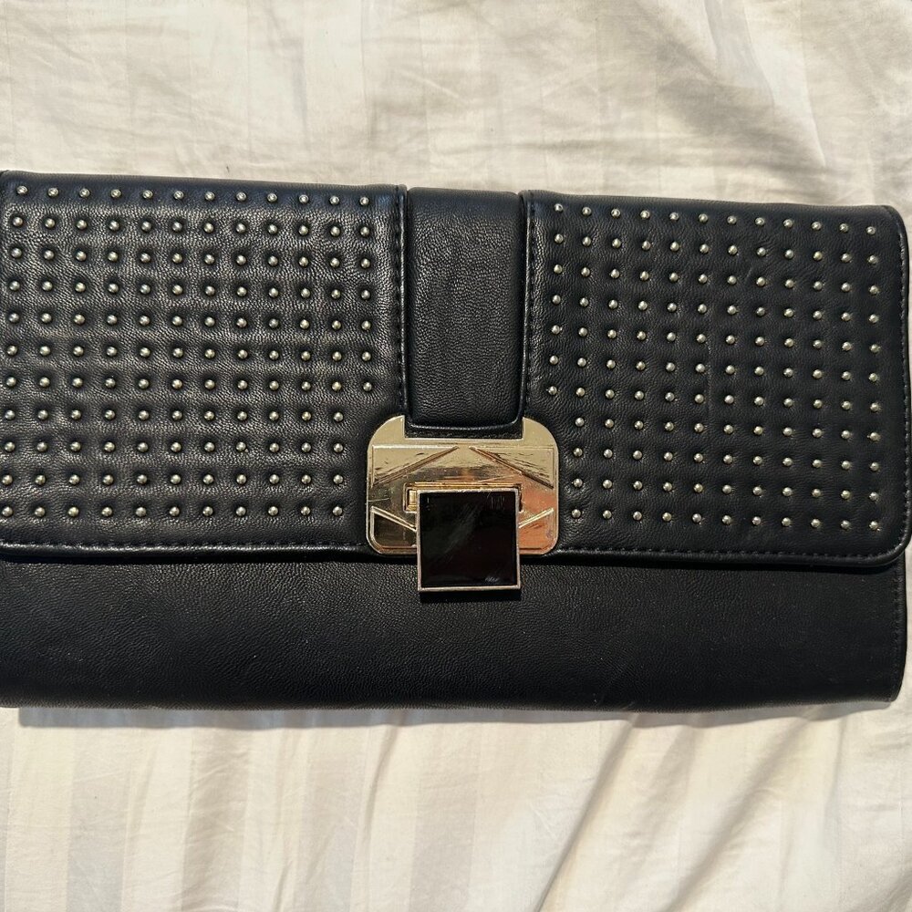 MMS Design Studio black and gold clutch